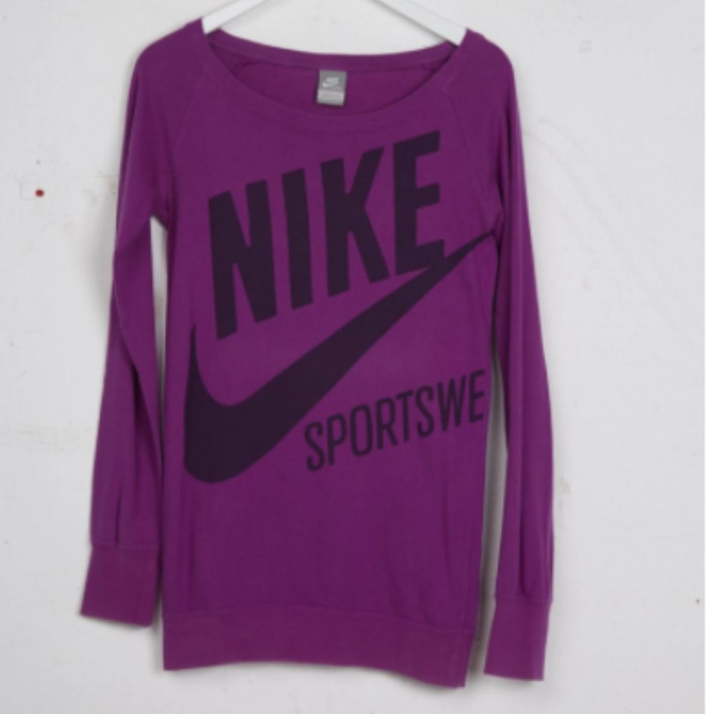 NIKE Womens Sweatshirt